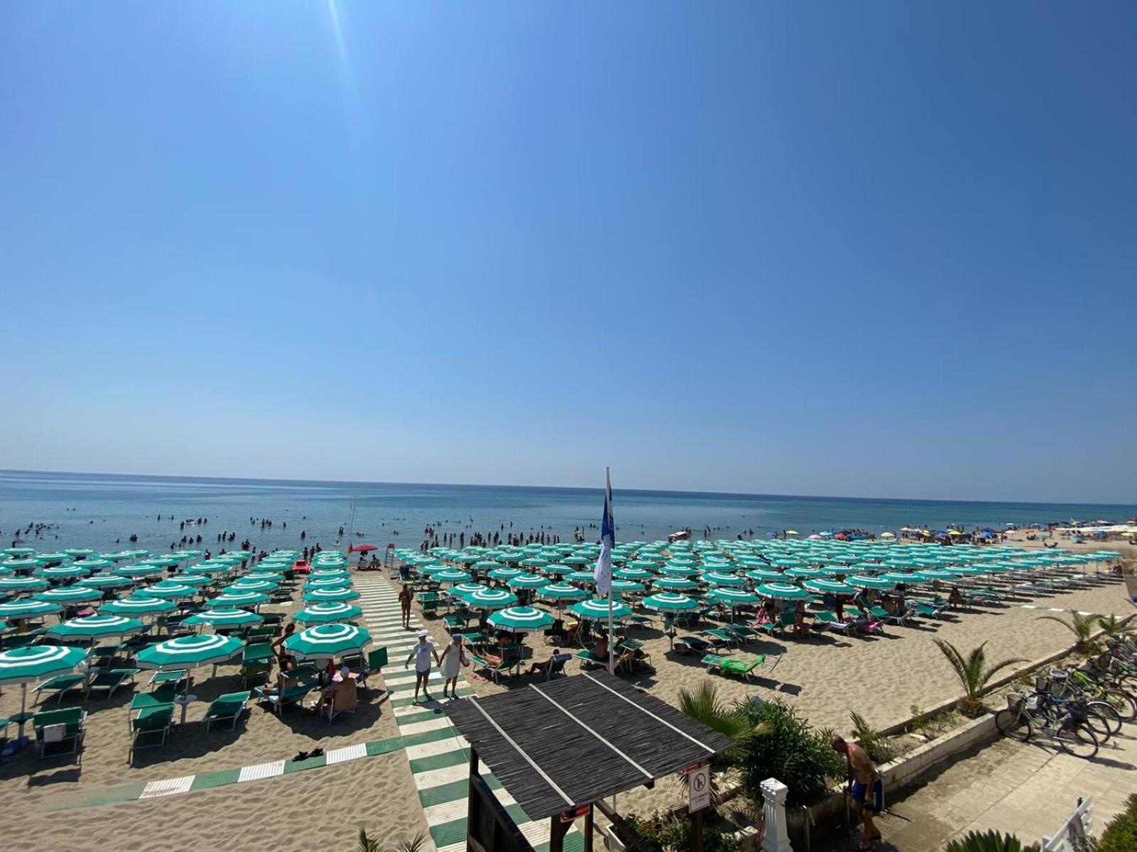 Jonio Vacanze Residence Castellaneta Marina Exteriör bild