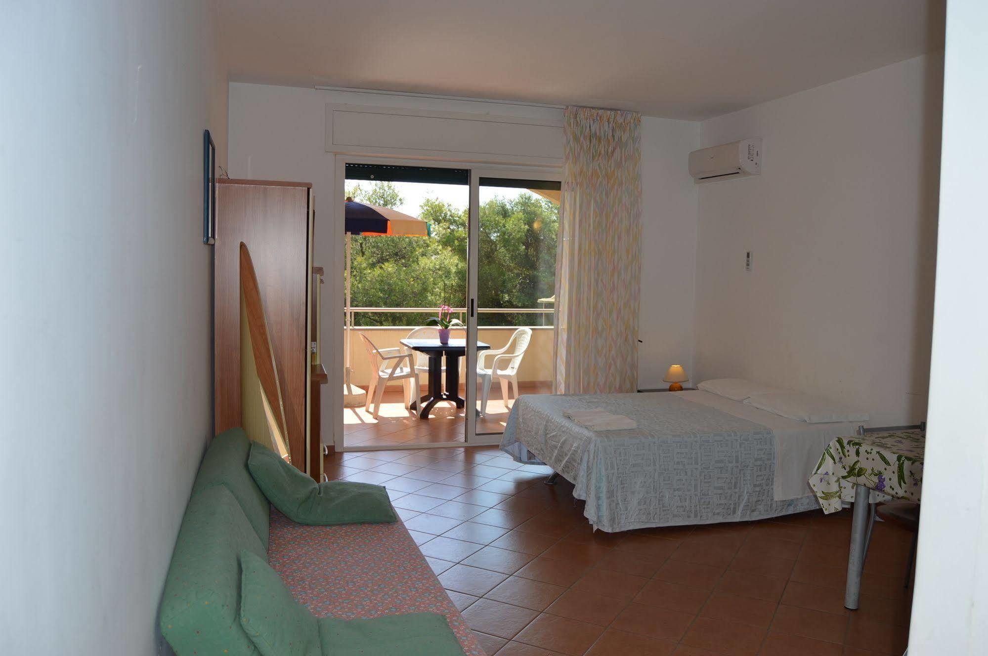 Jonio Vacanze Residence Castellaneta Marina Exteriör bild